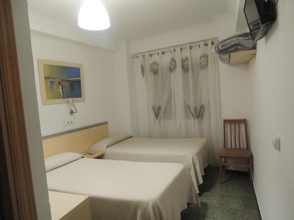 Hostal Cumbre Сарагоса Екстериор снимка