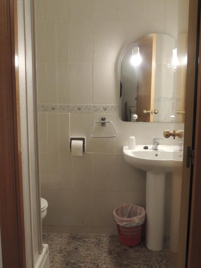 Hostal Cumbre Сарагоса Екстериор снимка