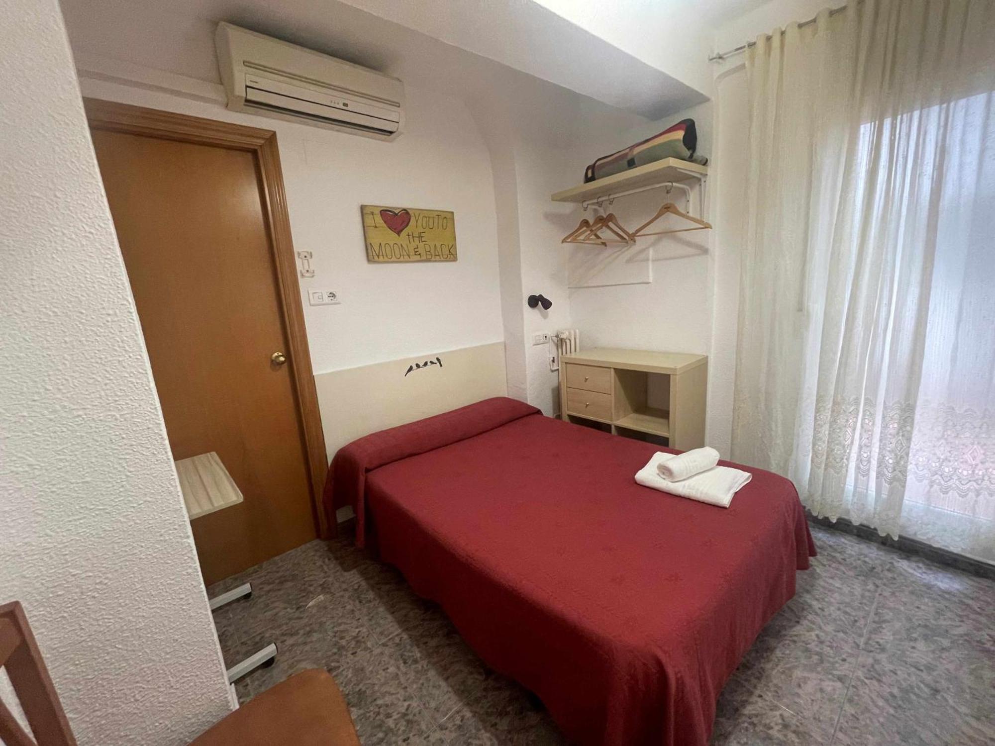 Hostal Cumbre Сарагоса Екстериор снимка